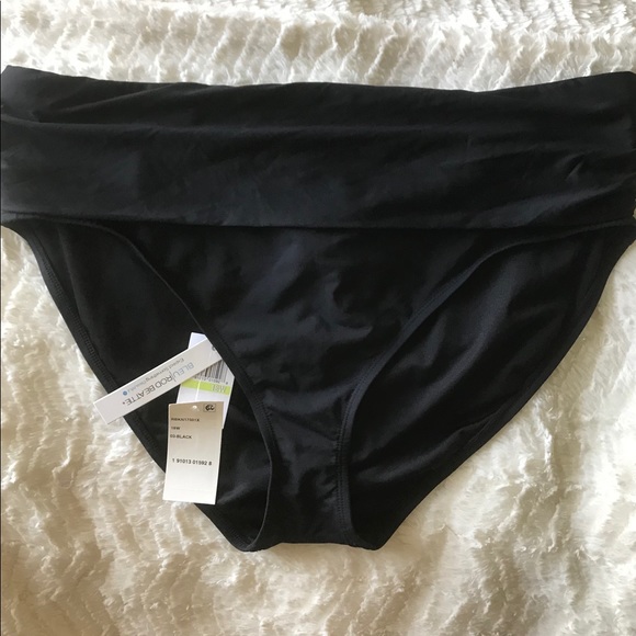 Fold over sarong style hipster with gathered sides - Picture 3 of 6